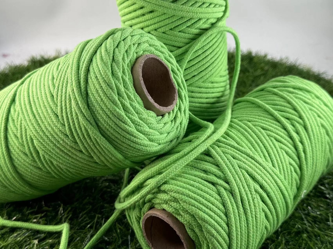 Colore personalizzato corda cava di cotone e 30 anni di esperienza per la decorazione di abiti