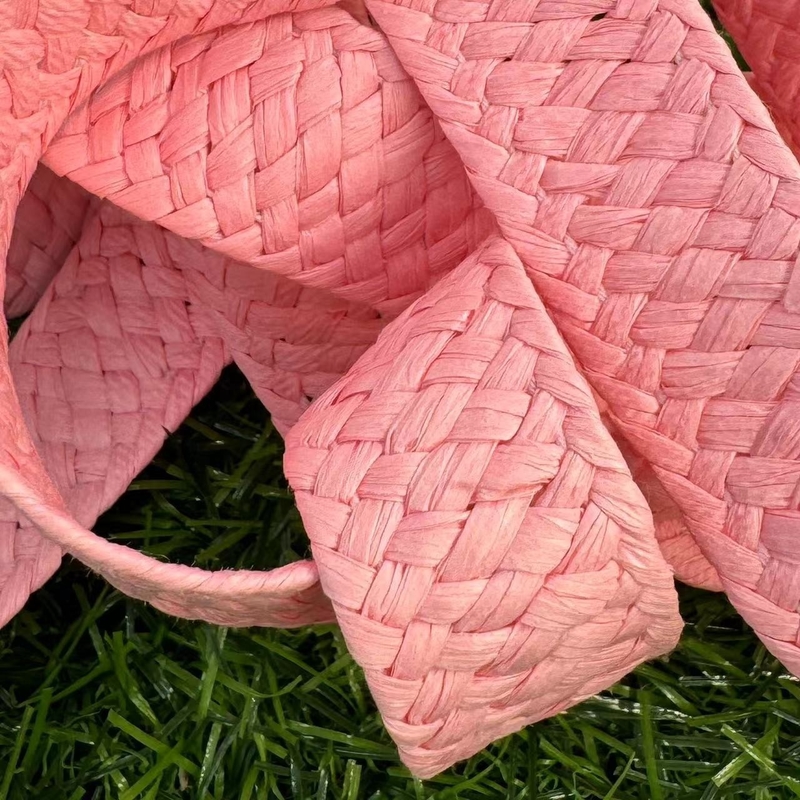 Decorazioni per regali con nastri di carta colorati sostenibili e convenienti per i tessuti domestici