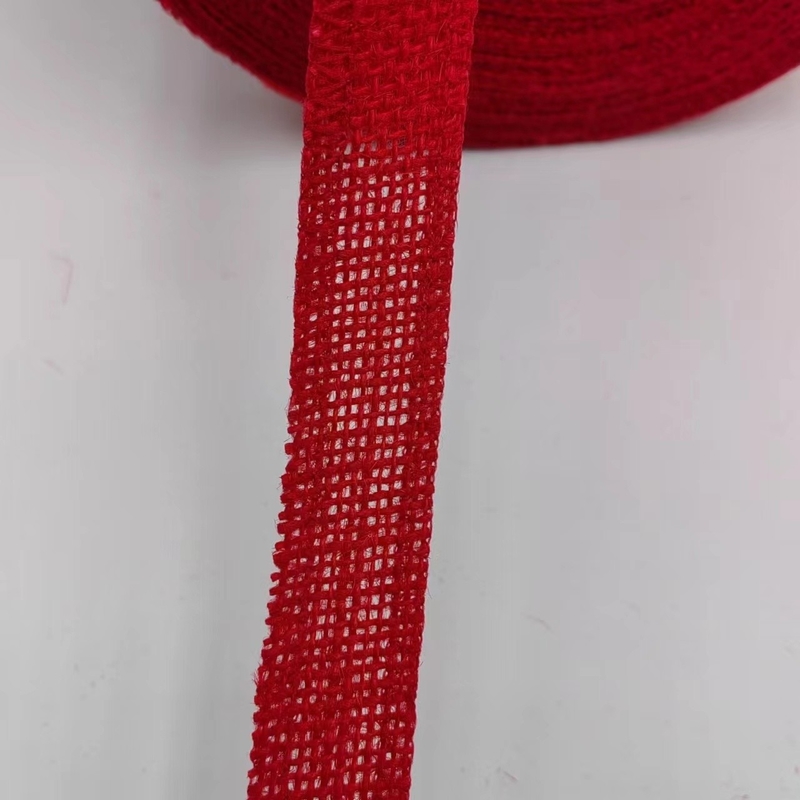 Personalizzazione di accessori di abbigliamento a nastro di giuta rossa con supporto per ordini di campioni di 7 giorni